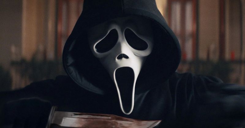 Ghostface é o personagem icônico de "Pânico 6"