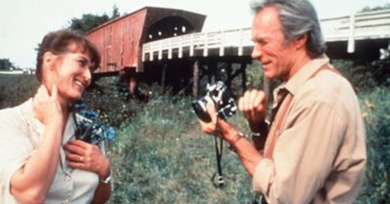 Meryl Streep e Clint Eastwood nos bastidores de "As Pontes de Madison" (1995). Foto: Reprodução/Internet