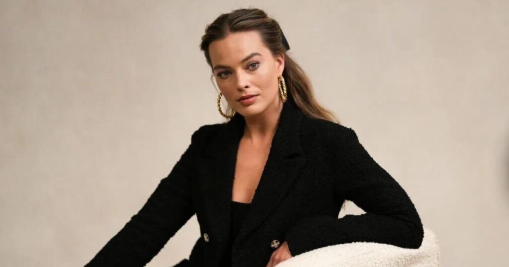 A atriz Margot Robbie comentou sobre estar em novo filme da franquia "Onze Homens e Um Segredo". Foto: Hello Magazine.