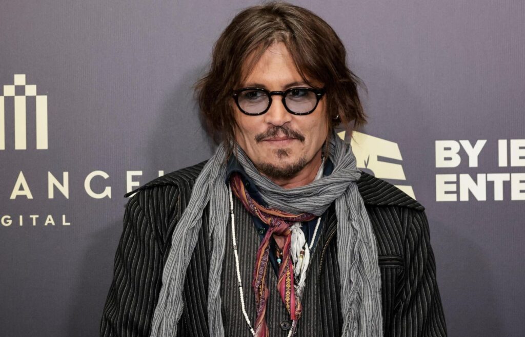 A primeira imagem de Johnny Depp em filme após polêmico julgamento