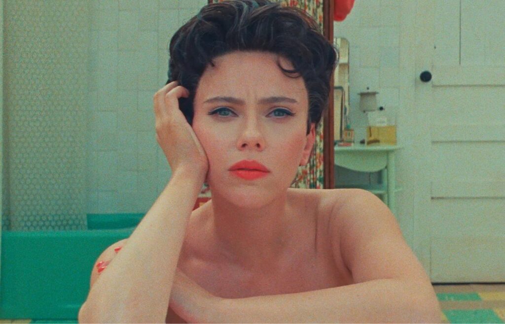 Saiba o salário de Scarlett Johansson em "Asteroid City". Foto: Divulgação.