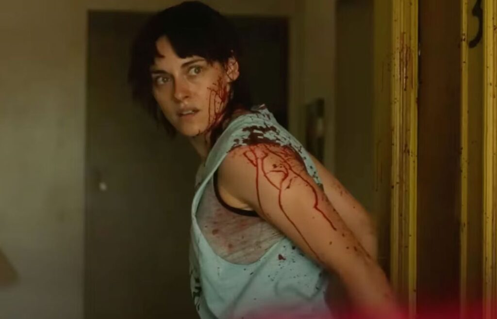 Love Lies Bleeding, estrelado por Kristen Stewart, estreia com alta aprovação no Rotten Tomatoes. Foto: Divulgação.