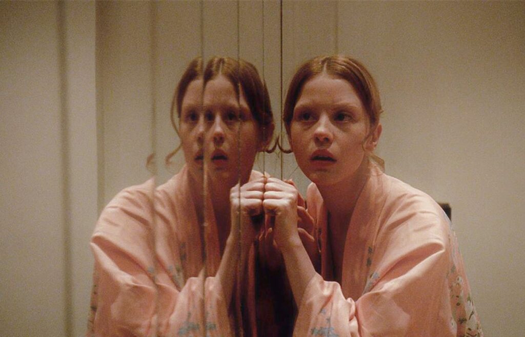 Mia Goth em Suspiria, filme de Luca Guadagnino. Foto: Divulgação.