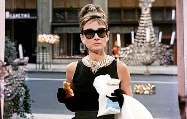 Audrey Hepburn em Bonequinha de Luxo. Foto: Reprodução. 