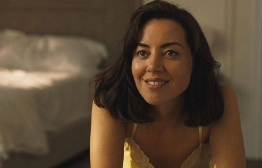 Aubrey Plaza revela rotina ao gravar filme e série ao mesmo tempo. Foto: Reprodução/HBO.