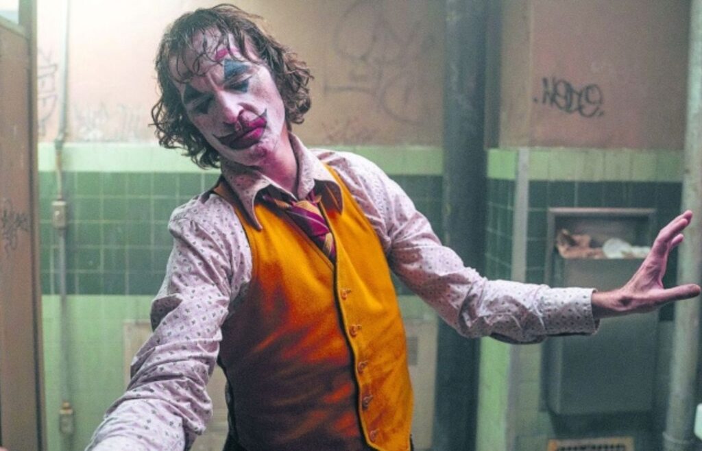 Como Joaquin Phoenix se preparou para "Coringa" (2019). Foto: Divulgação.