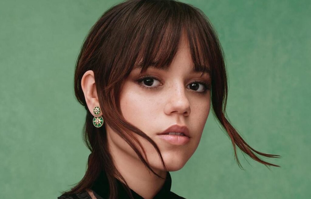 Jenna Ortega se posiciona contra remakes com protagonistas femininas. Foto: Reprodução/Instagram.