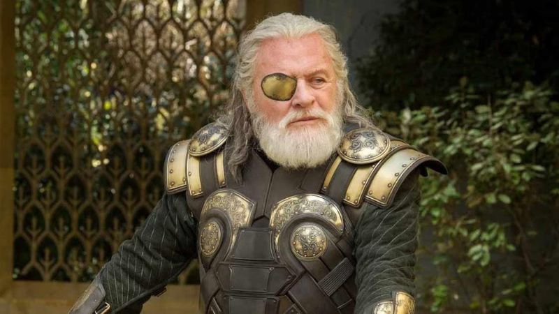 Anthony Hopkins em Thor — exemplo de atores que se arrependeram de papéis marcantes. Foto: Divulgação/Marvel Studios.