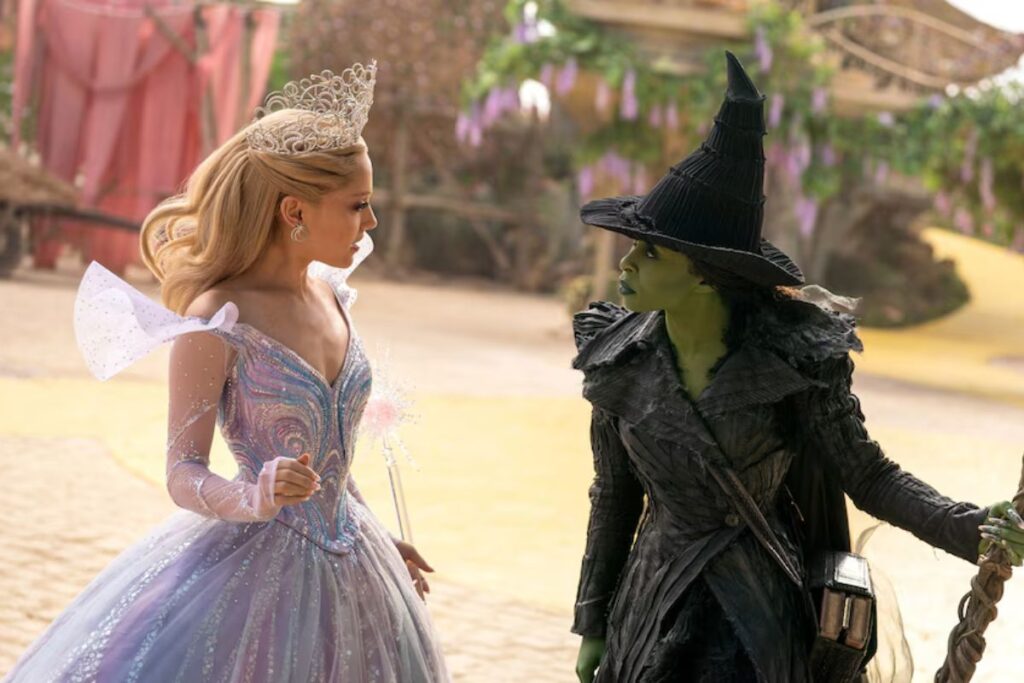 Ariana Grande e Cynthia Erivo em "Wicked: Parte 2". Foto: Divulgação/Universal Pictures.