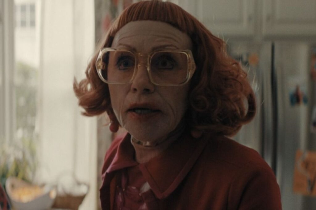 Amy Madigan, cotada para o Oscar, em "A Hora do Mal"